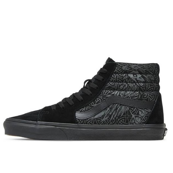 Vans Men’s Sk8-Hi
Raven Skull Black/Black
VN000TS9BKA
Sneakers - Picture 2 of 16